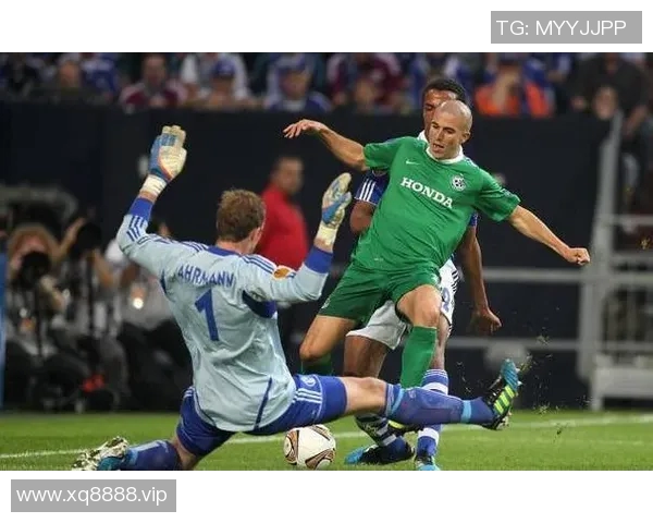 沙尔克04主场惨败压力再次增加